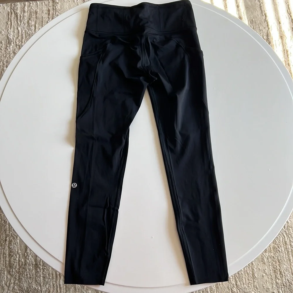 Black Lululemon Fast and Free 25” - Size 6 - Picture 2 of 2